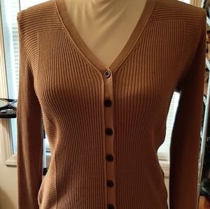 Worthington Women's size Large tan sweater